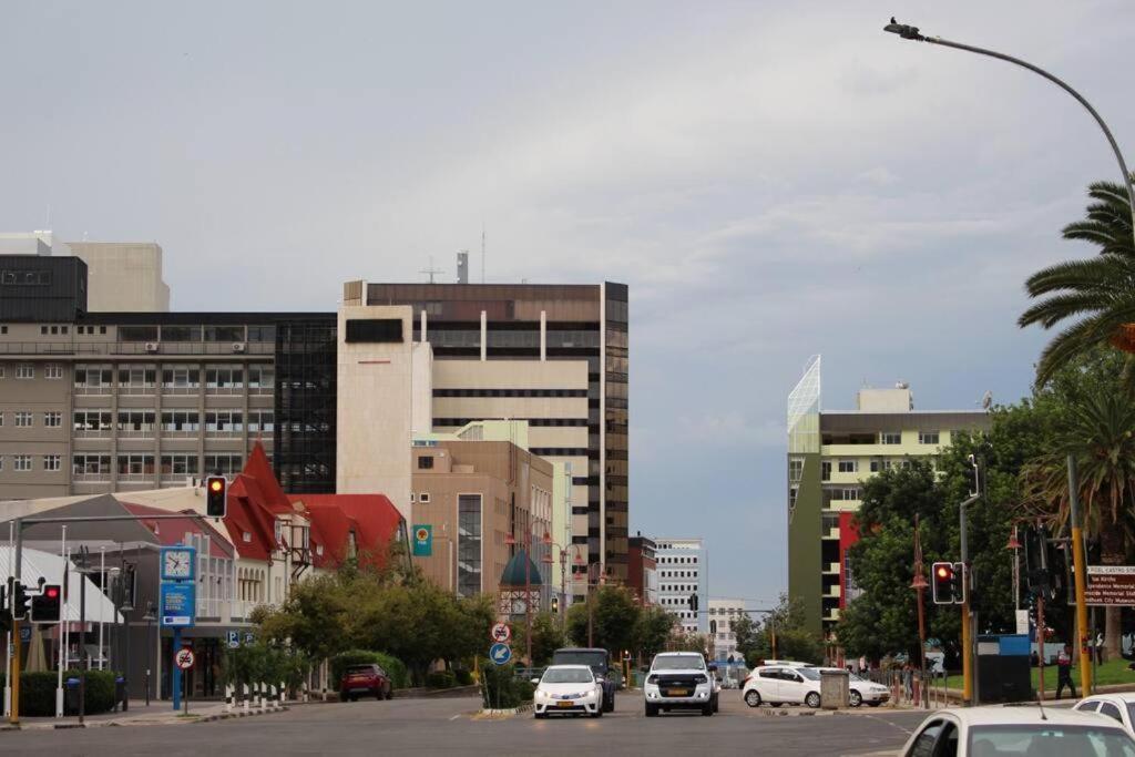 Cosy Apartment In The Heat Of The City Windhoek Exterior foto