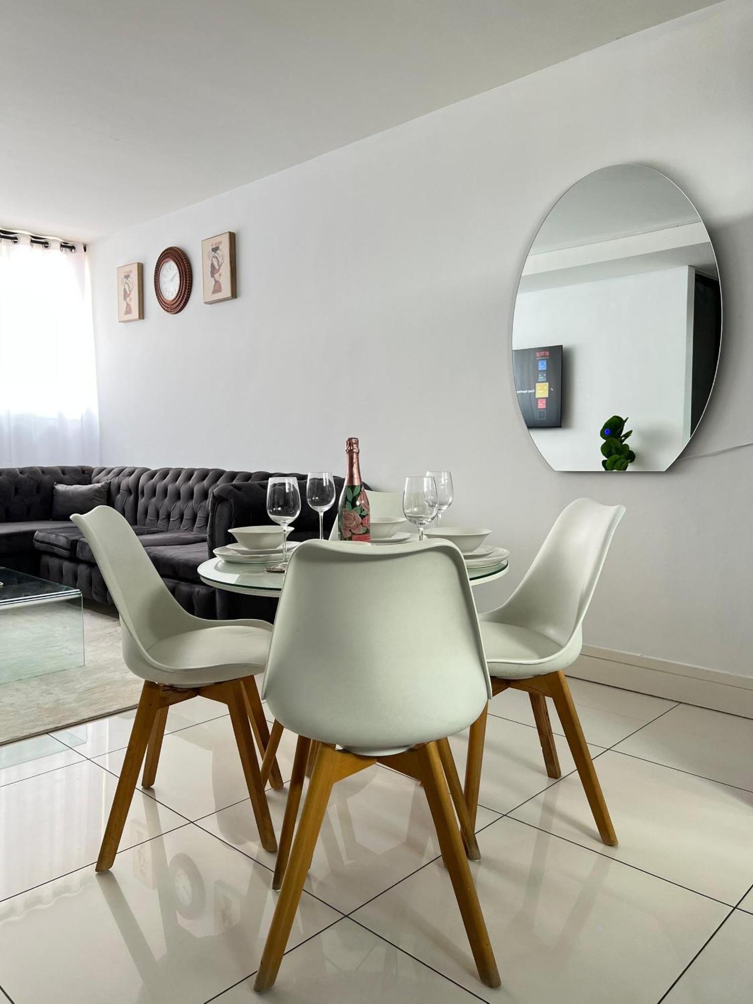 Cosy Apartment In The Heat Of The City Windhoek Exterior foto